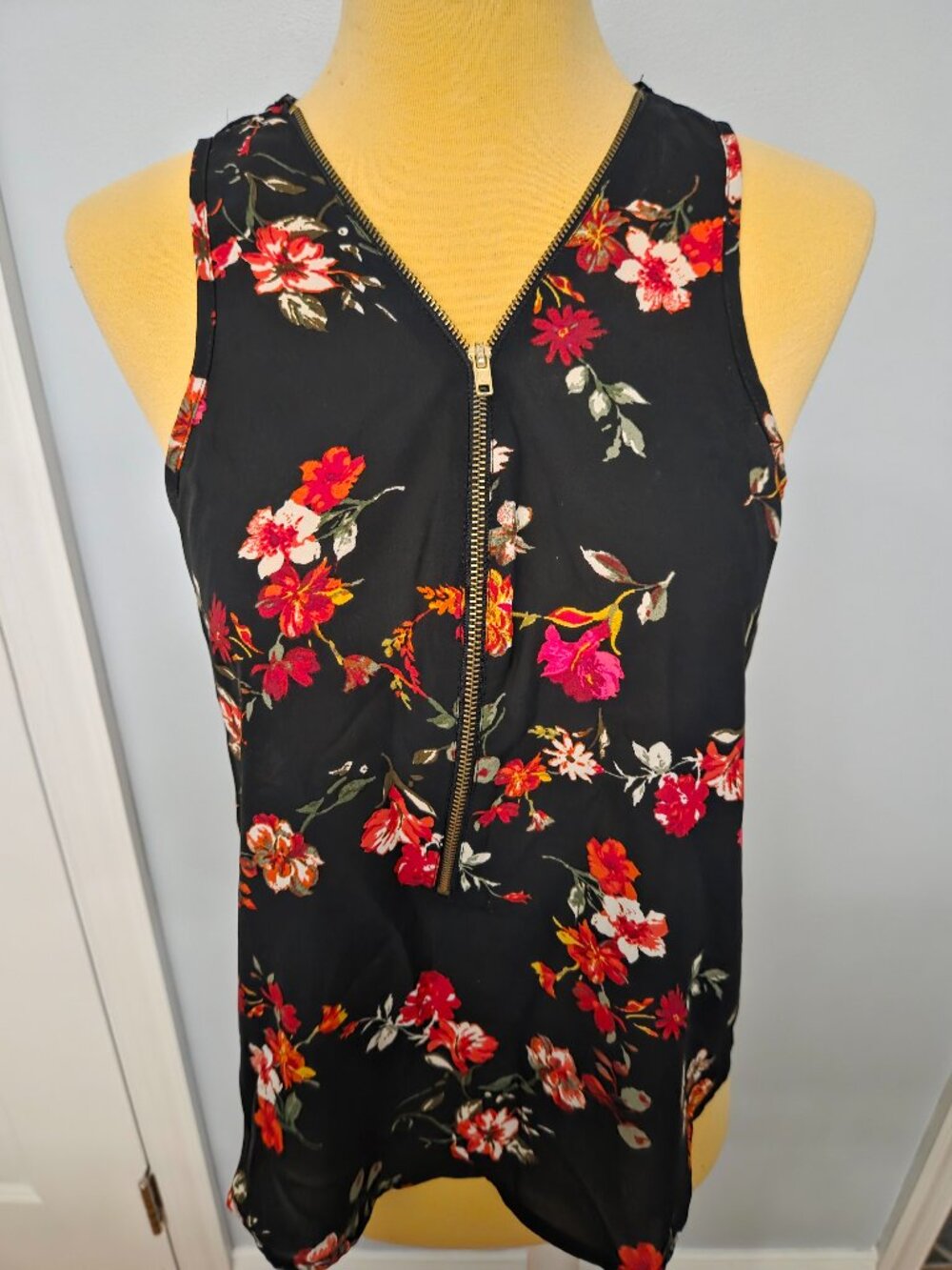 Ambiance Floral Tank Top